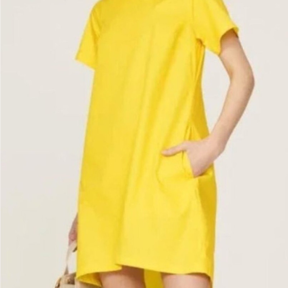 Sunny Yellow Casual T-Shirt Dress with Crew Neck NWOT